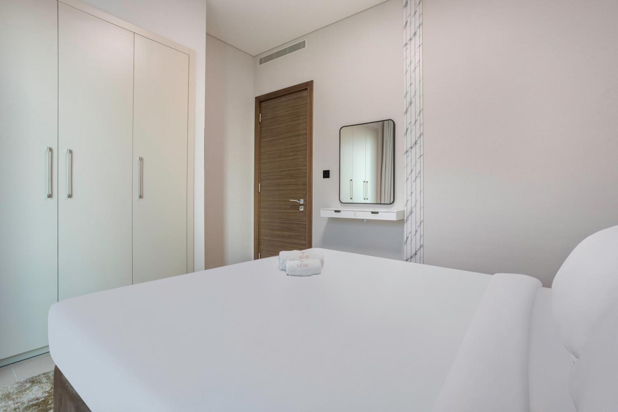Stay By Latinem Luxury 1Br Plus Study Holiday Home Cv A2712 Near Downtown Дубай Экстерьер фото